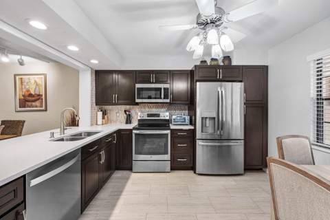 11223 Aspen Glen Drive, Boynton Beach FL - photo 7 of 43