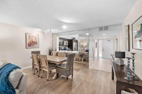 11223 Aspen Glen Drive, Boynton Beach FL - photo 11 of 43