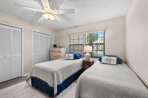 11223 Aspen Glen Drive, Boynton Beach FL - photo 17 of 43