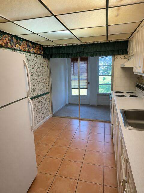 1 bedroom Condominium at 7500 NW 5th Place #104, Oriole Gardens 32 Condo, Margate — photo 5