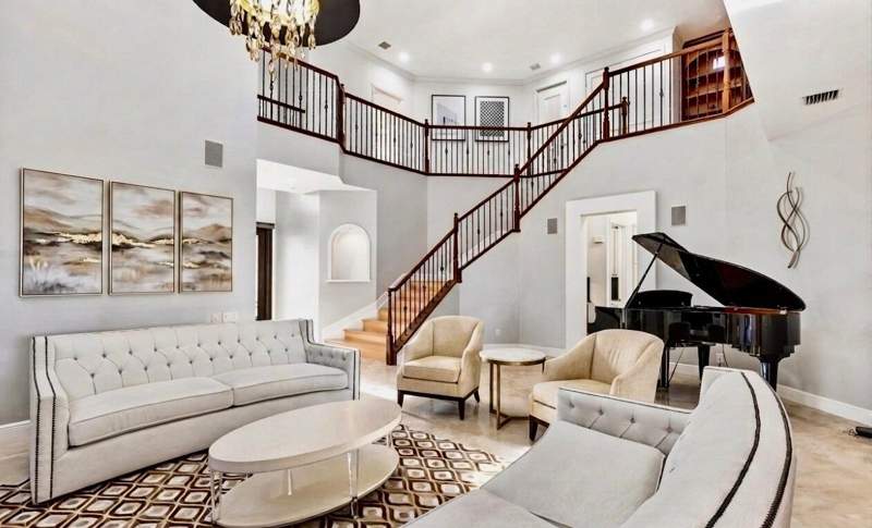5 bedroom Single Family Residence at 712 Sandy Point Lane, Prosperity Harbor North, North Palm Beach — photo 2