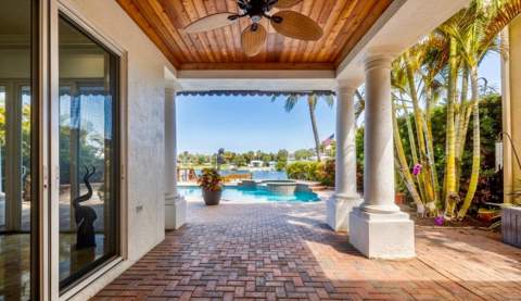 712 Sandy Point Lane, North Palm Beach FL - photo 7 of 23