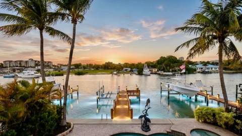 712 Sandy Point Lane, North Palm Beach FL - photo 18 of 23