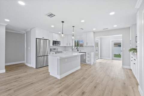 2775 NE 5th Avenue, Boca Raton FL - photo 9 of 35