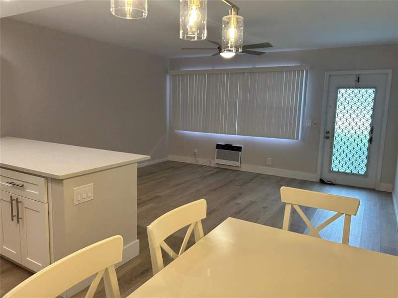 1 bedroom Condominium at 423 Markham T #423, Markham T Condo, Deerfield Beach — photo 4