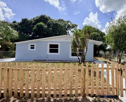 607 N 19th Street, Fort Pierce FL - photo 20 of 30