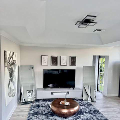 233 Pershing Way, West Palm Beach FL - photo 17 of 24