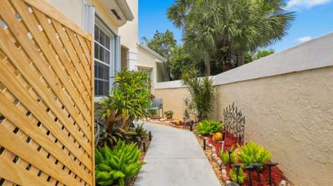 1109 Lytham Court, West Palm Beach FL - photo 8 of 31