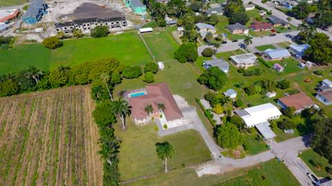173 S Greenstar Avenue, Pahokee FL - photo 9 of 76