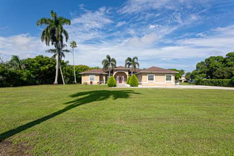173 S Greenstar Avenue, Pahokee FL - photo 21 of 76