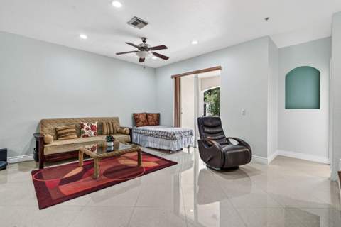 4607 Danson Way, Delray Beach FL - photo 18 of 41