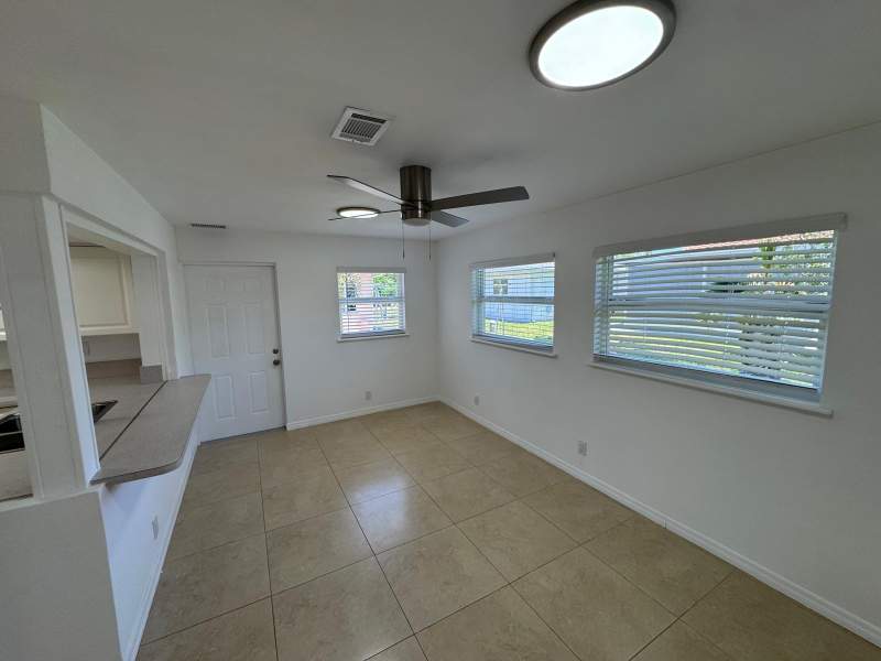 2 bedroom Single Family Residence at 4717 NW 49th Place, Mainlands Of Tamarac Lakes, Tamarac — photo 5