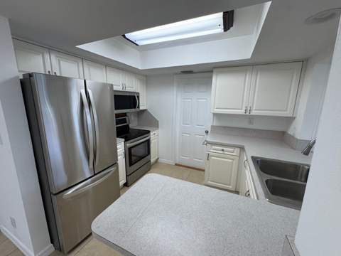 4717 NW 49th Place, Tamarac FL - photo 9 of 21