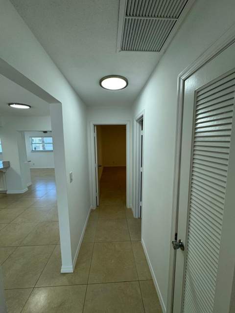 4717 NW 49th Place, Tamarac FL - photo 11 of 21