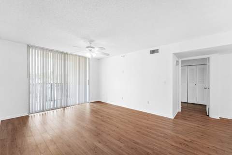 167 Yacht Club Way #205, Hypoluxo FL - photo 6 of 47