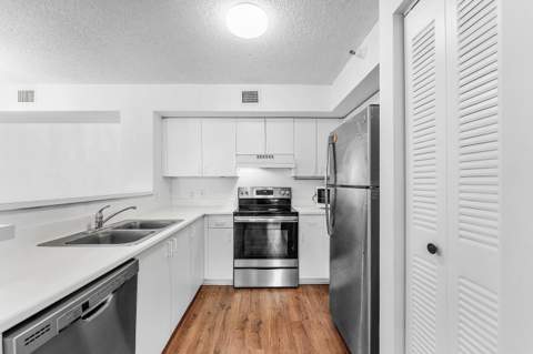 167 Yacht Club Way #205, Hypoluxo FL - photo 11 of 47