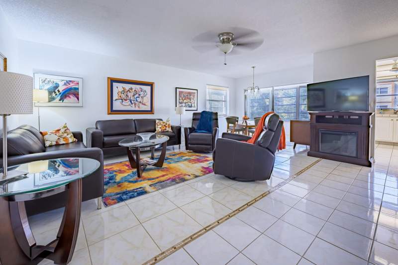 2 bedroom Condominium at 4047 NW 16th Street #307, Majestic Gardens Condominium, Lauderhill — photo 5