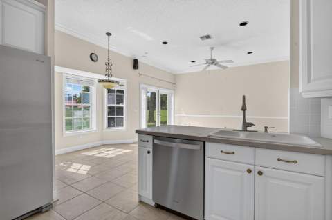 3151 NW 72nd Avenue, Margate FL - photo 6 of 41