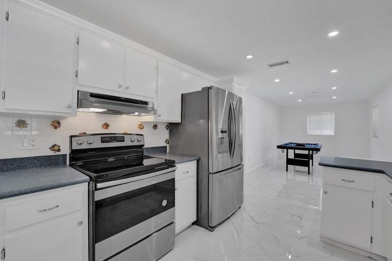 4 bedroom Single Family Residence at 2109 NW 87th Terrace, Ramblewood, Coral Springs — photo 5