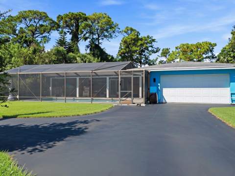 4916 SE Manatee Cove Road, Stuart FL - photo 7 of 31