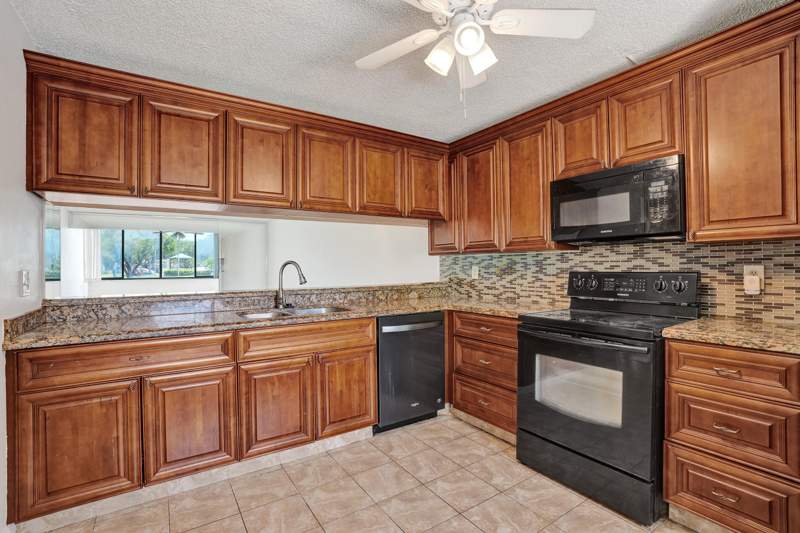 3 bedroom Condominium at 8030 Hampton Boulevard #106, Dorado At Hamptons West, North Lauderdale — photo 2