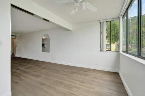 8030 Hampton Boulevard #106, North Lauderdale FL - photo 15 of 35