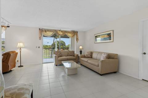 6400 NW 2nd Avenue #321, Boca Raton FL - photo 11 of 31