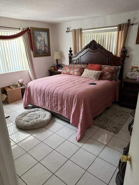 2227 Wiley Court, Hollywood FL - photo 7 of 8