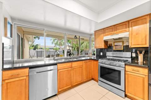 10661 NW 27th Court, Sunrise FL - photo 16 of 47