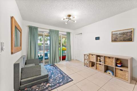 10661 NW 27th Court, Sunrise FL - photo 10 of 47