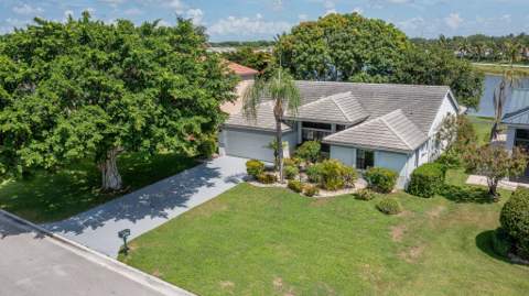 6745 Alden Ridge Drive, Boynton Beach FL - photo 19 of 51