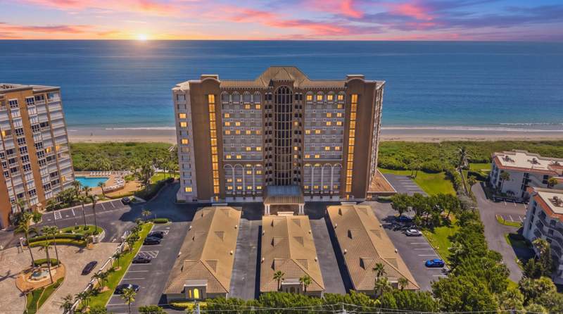 3 bedroom Condominium at 4160 N Highway A1a #1002, Oceanique Oceanfront, A Condominium, Hutchinson Island — photo 2