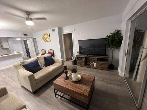 7605 NW 5th Court #107, Margate FL - photo 6 of 10
