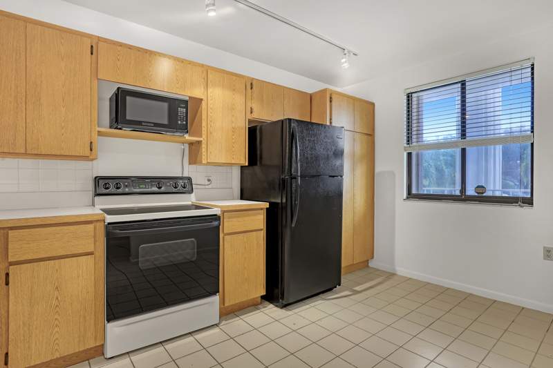 2 bedroom Condominium at 2621 Village Boulevard #203, Whitehall, West Palm Beach — photo 5