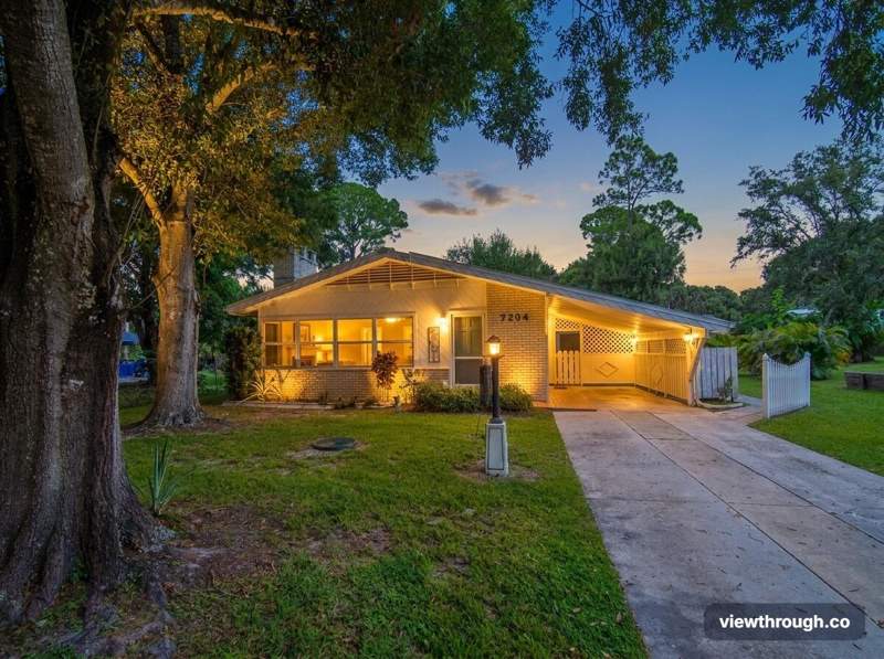 2 bedroom Single Family Residence at 7204 Paso Robles Boulevard, Lakewood Park Unit 9, Fort Pierce — photo 2
