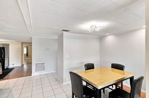 21671 S Heritage Circle, Pembroke Pines FL - photo 18 of 28