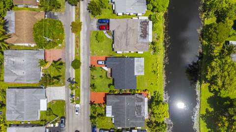 4200 NW 52nd Avenue, Lauderdale Lakes FL - photo 7 of 22