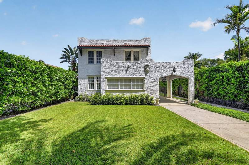 5 bedroom Single Family Residence at 807 Ardmore Road, Flamingo Park, West Palm Beach — photo 4