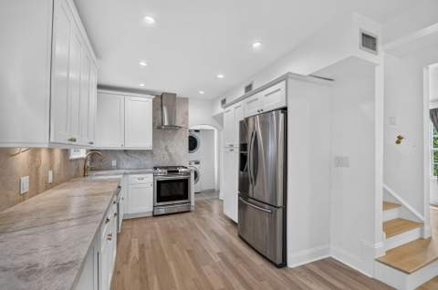 807 Ardmore Road, West Palm Beach FL - photo 20 of 80