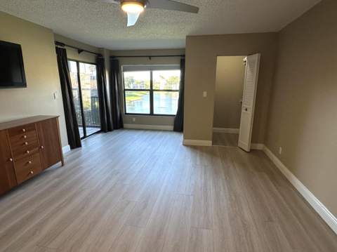 14460 Strathmore Lane #306, Delray Beach FL - photo 13 of 48