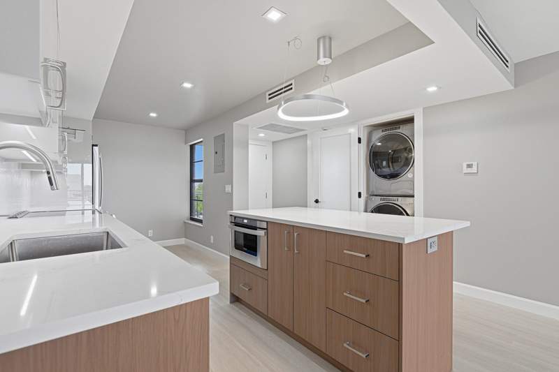 2 bedroom Condominium at 12 Royal Palm Way #603, Boca Bayou Condo, Boca Raton — photo 3