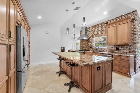 6911 Annapolis Court, Parkland FL - photo 13 of 66
