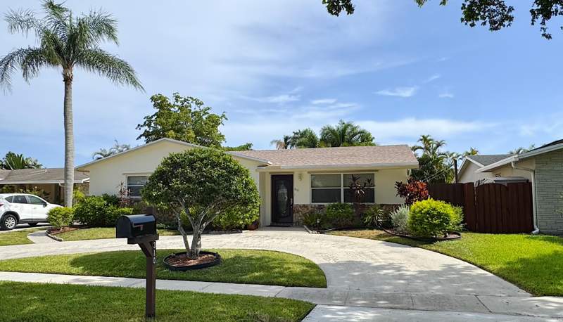 3 bedroom Single Family Residence at 310 SE 4th Terrace, Dania Highlands, Dania Beach — photo 3