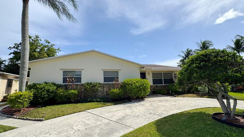 3 bedroom Single Family Residence at 310 SE 4th Terrace, Dania Highlands, Dania Beach — photo 5