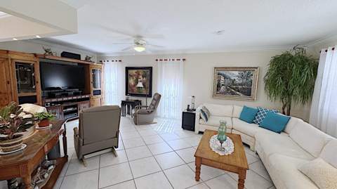 310 SE 4th Terrace, Dania Beach FL - photo 10 of 75