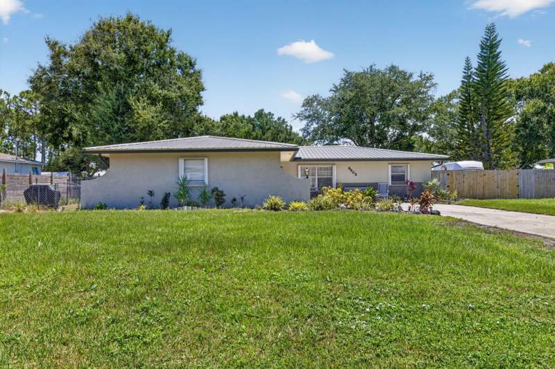 4 bedroom Single Family Residence at 6605 Paso Robles Boulevard, Lakewood Park Unit 9, Fort Pierce — photo 3