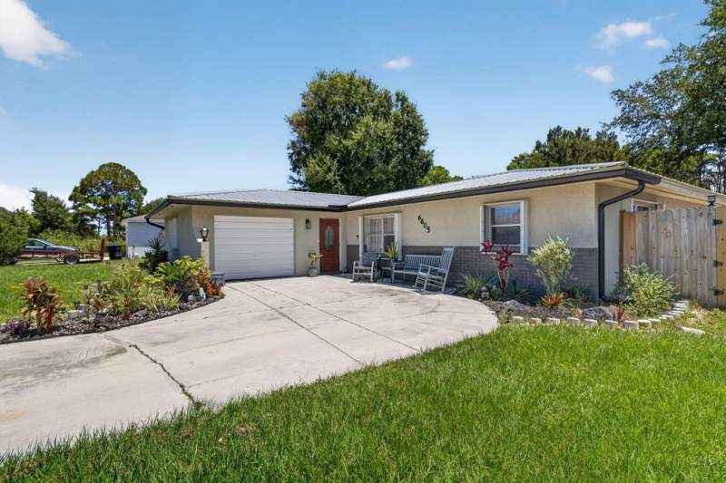 4 bedroom Single Family Residence at 6605 Paso Robles Boulevard, Lakewood Park Unit 9, Fort Pierce — photo 5