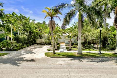 1016 Harrison Street, Hollywood FL - photo 6 of 37