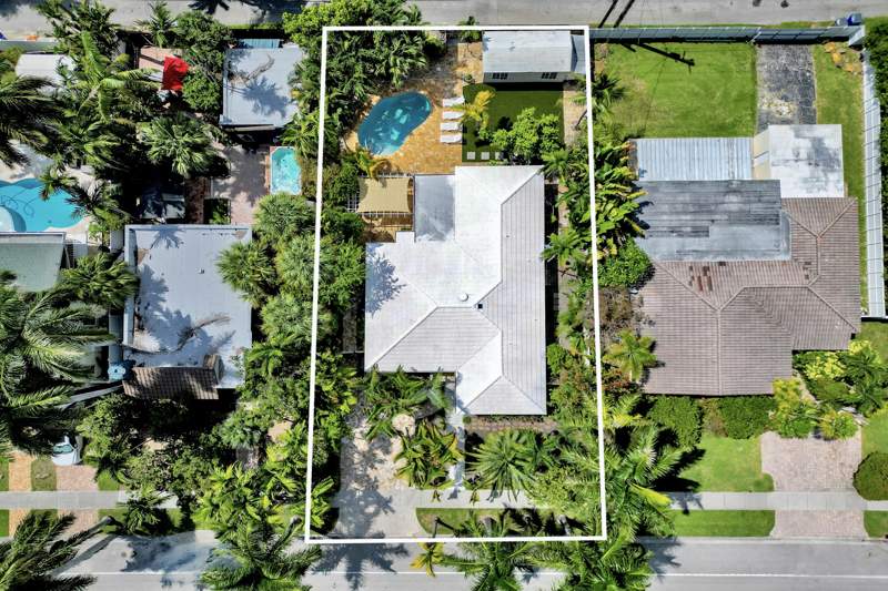 3 bedroom Single Family Residence at 1016 Harrison Street, Hollywood Lakes, Hollywood — photo 5