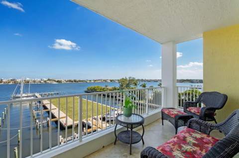 806 E Windward Way #524, Lantana FL - photo 6 of 45